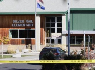 TRES NIÑOS Y UNA MAESTRA MUEREN EN TIROTEO EN ESCUELA PRIMARIA DE OREGÓN