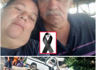 FALLECE PAREJA DE ESPOSOS TRAS ACCIDENTE ENTRE PICK UP Y RASTRA EN ILOBASCO